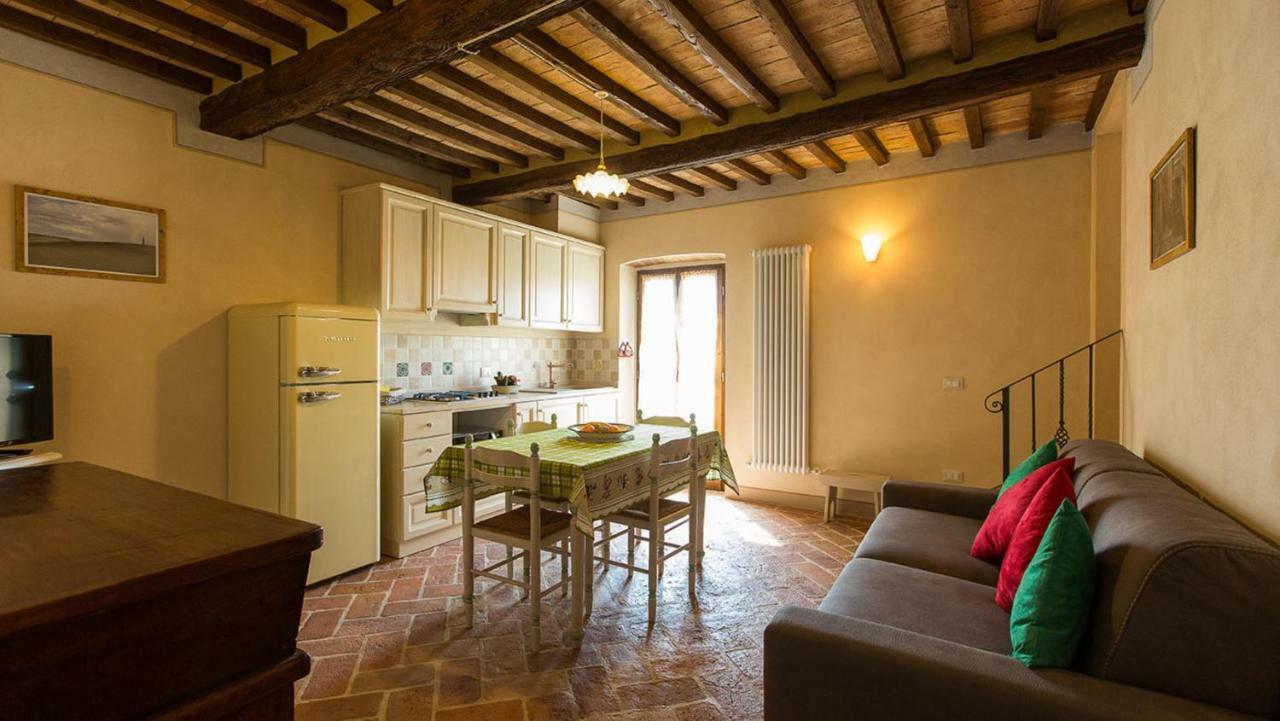 Borgo Pie' Di Gamboi Villa Chianni Buitenkant foto