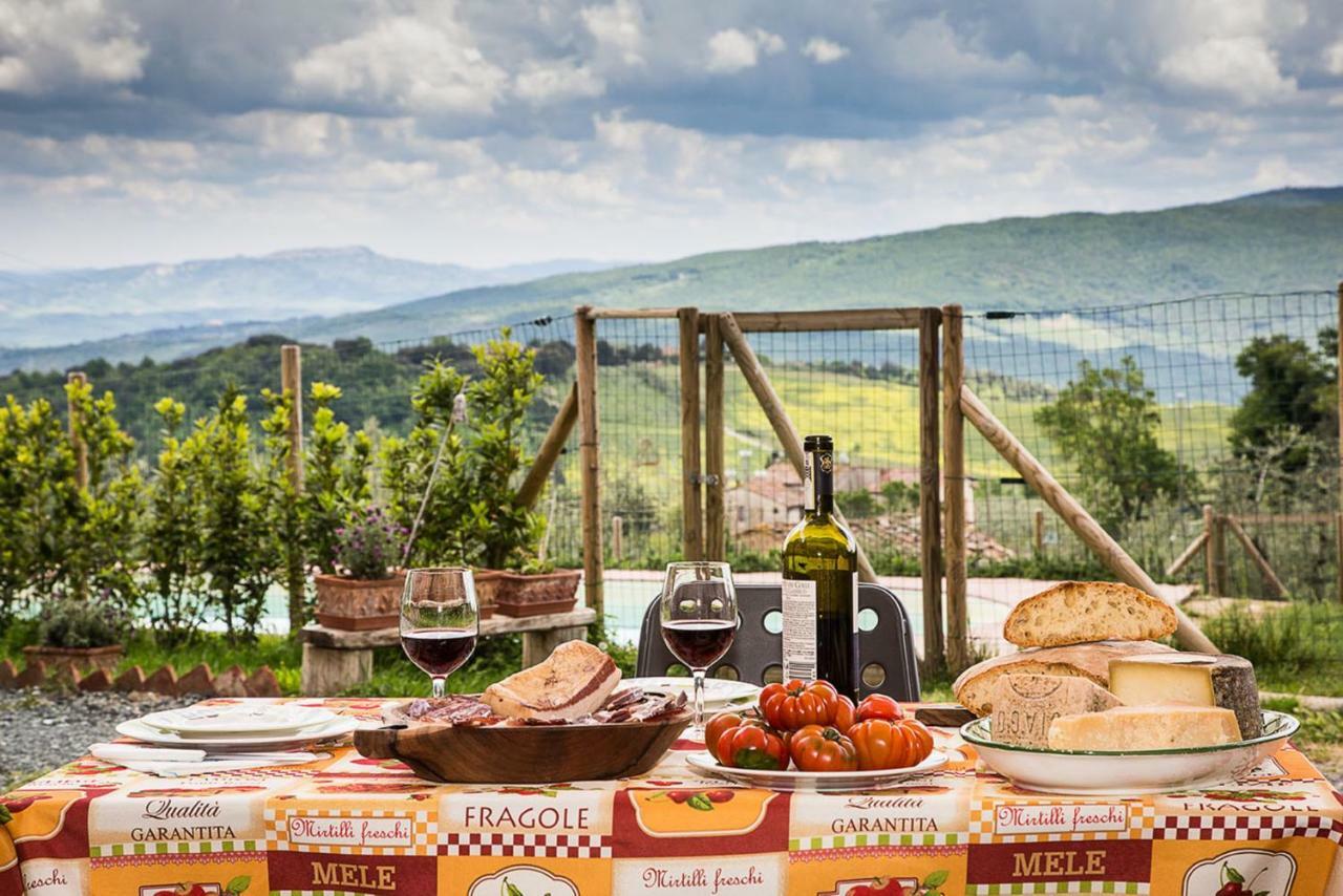 Borgo Pie' Di Gamboi Villa Chianni Buitenkant foto