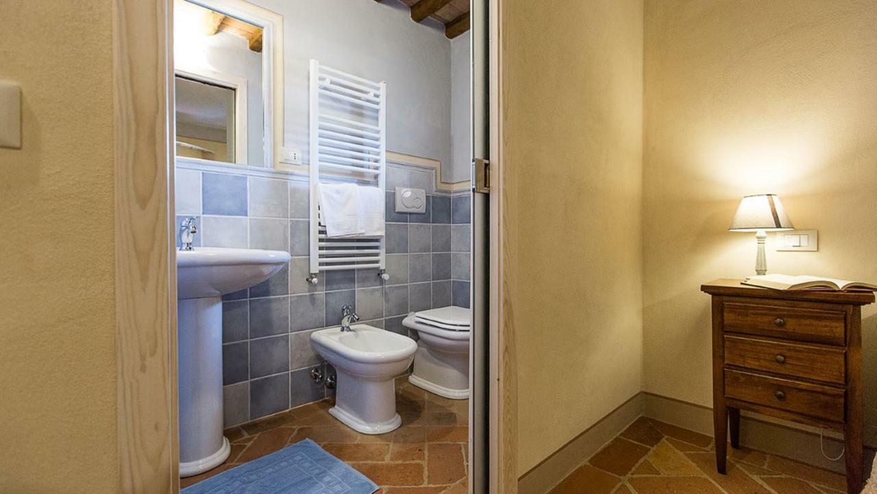 Borgo Pie' Di Gamboi Villa Chianni Buitenkant foto
